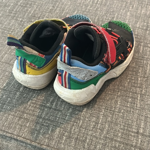 Jordan why not youth size 11C - Picture 2 of 4